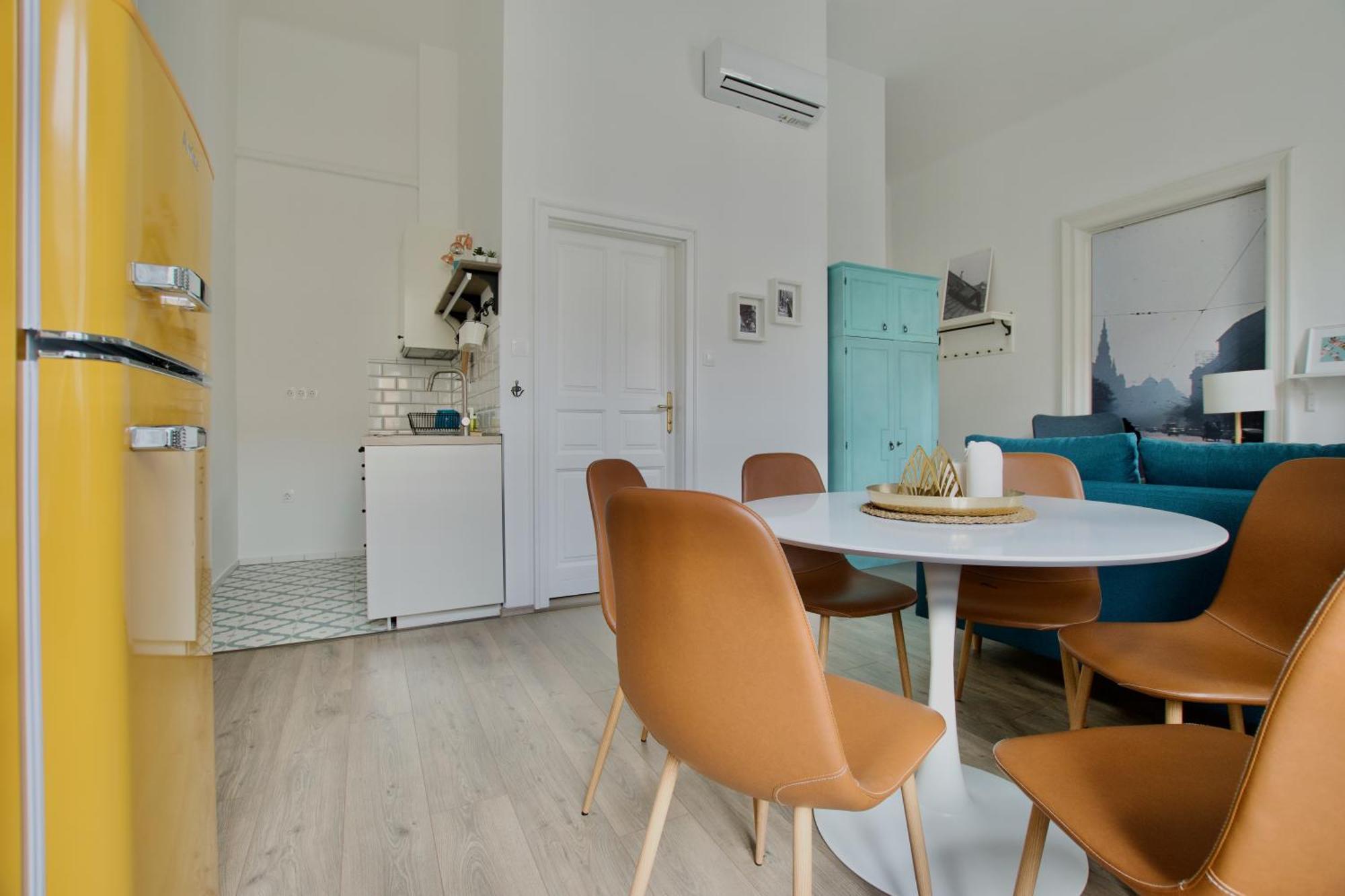 By Hi5 Apartments- Erzsebet 44 Budapeste