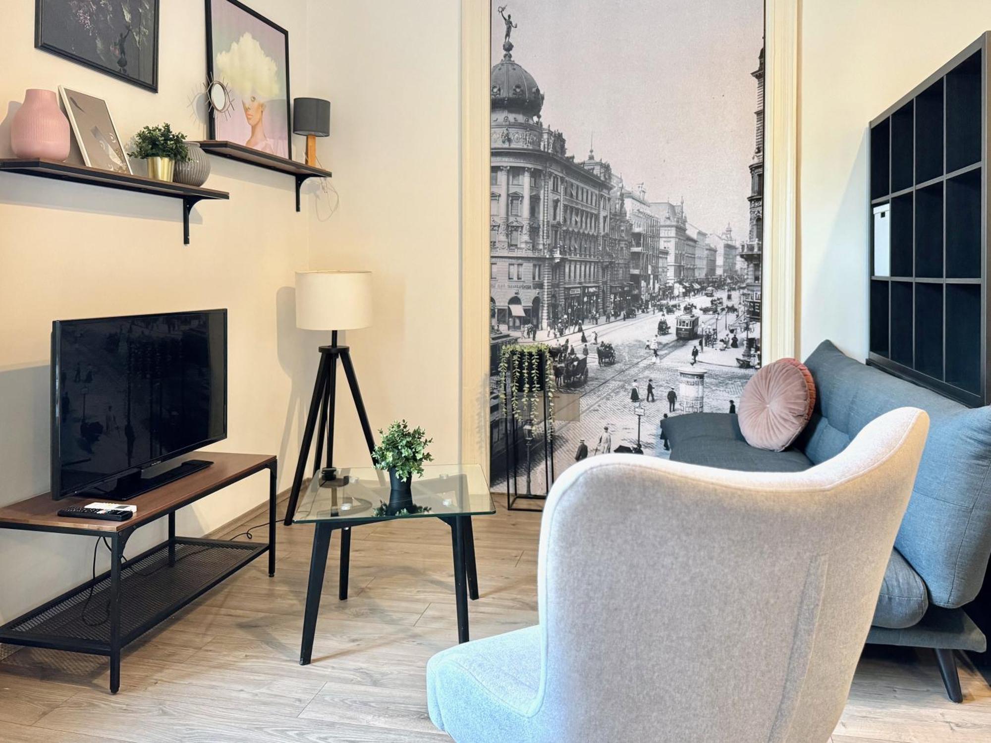 By Hi5 Apartments- Erzsebet 44 Budapeste