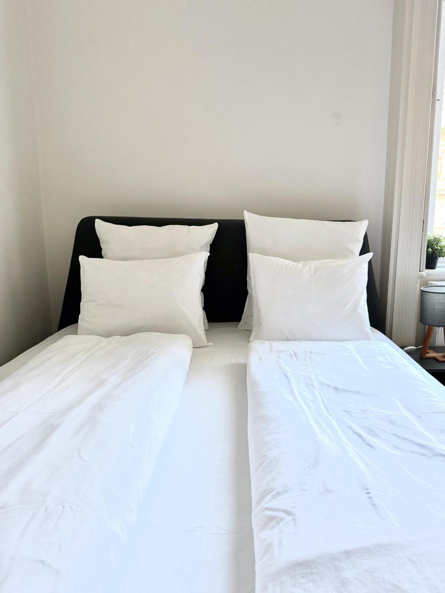 By Hi5 Apartments- Erzsebet 44 Apartamento Budapeste